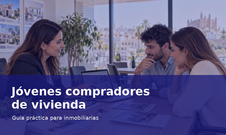 Agente inmobiliaria asesorando a jóvenes compradores de vivienda con overlay y título
